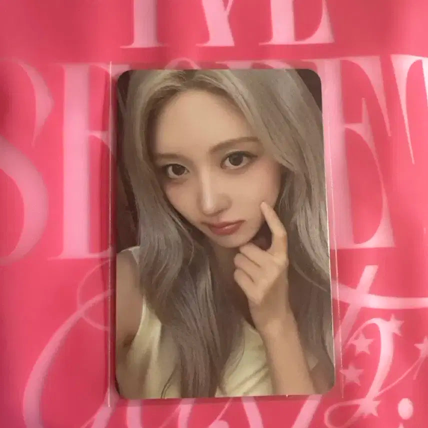 아이브 월드투어 콘서트 트레카 가을 포카