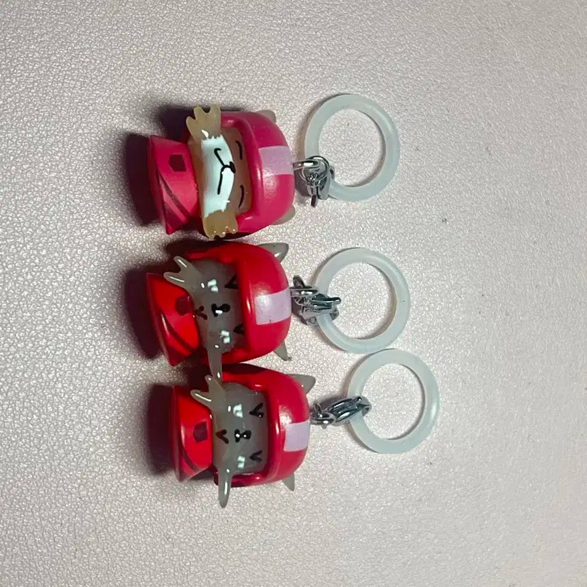 폭덤/ 매튜 지웅 아크릴 키링 팔아요