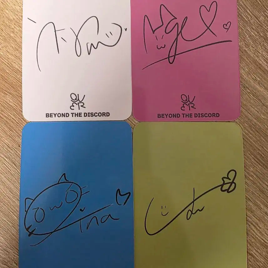 QWER LP 일본 한정 포토카드 세트