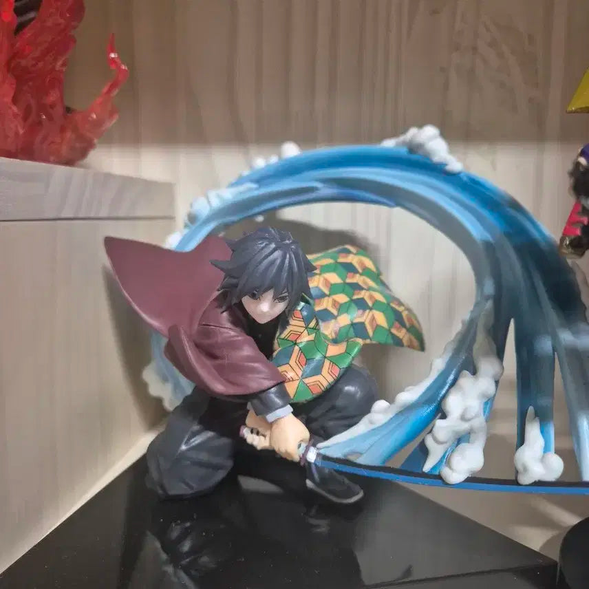 기유 피규어 팝니다