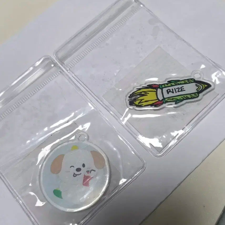 라이즈 태국 방콕 팝업 랜덤키링 앤톤 멍룡이