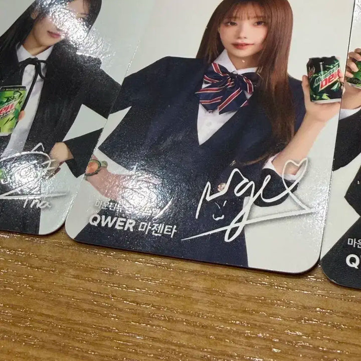 qwer 마운틴듀 포카