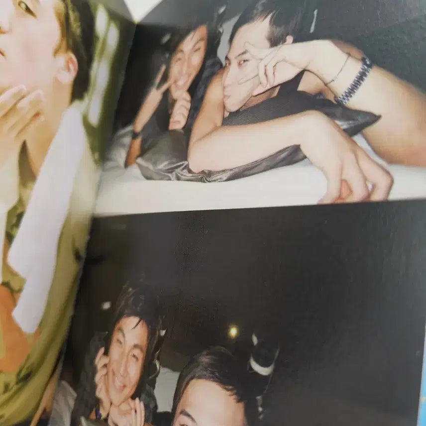 빅뱅 VIP 공식 3기 다이어리 + 미공개 사진 있음