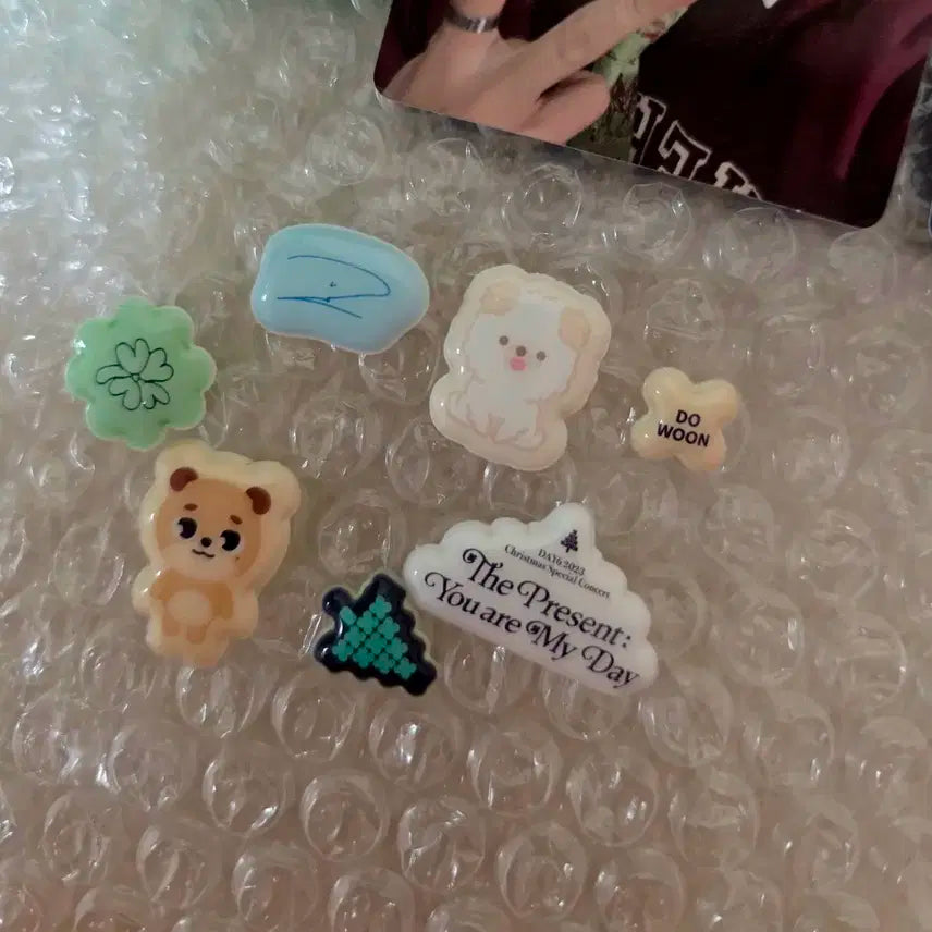 데이식스 데니멀즈 마데워치 커스텀 커버 돈