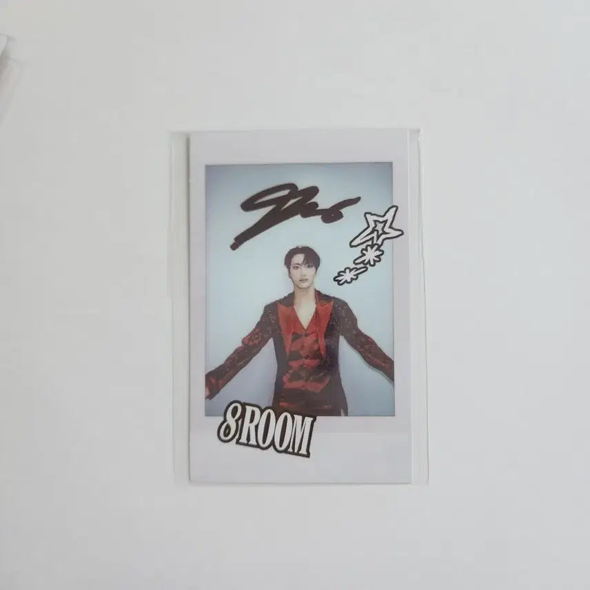 에이티즈 에잇룸 럭드 폴라 성화 Ateez 8room polaroid