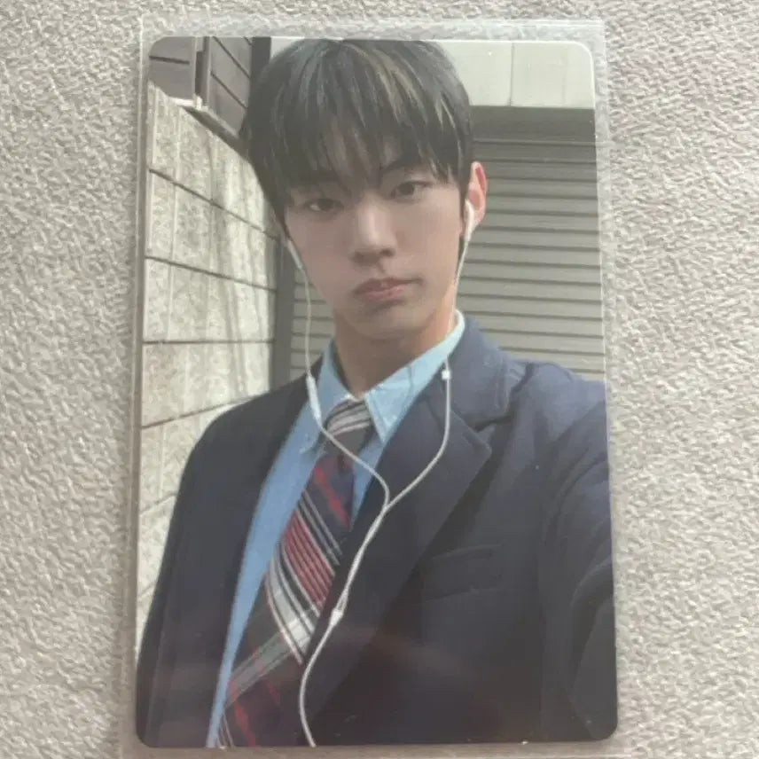 투어스 도훈 포카