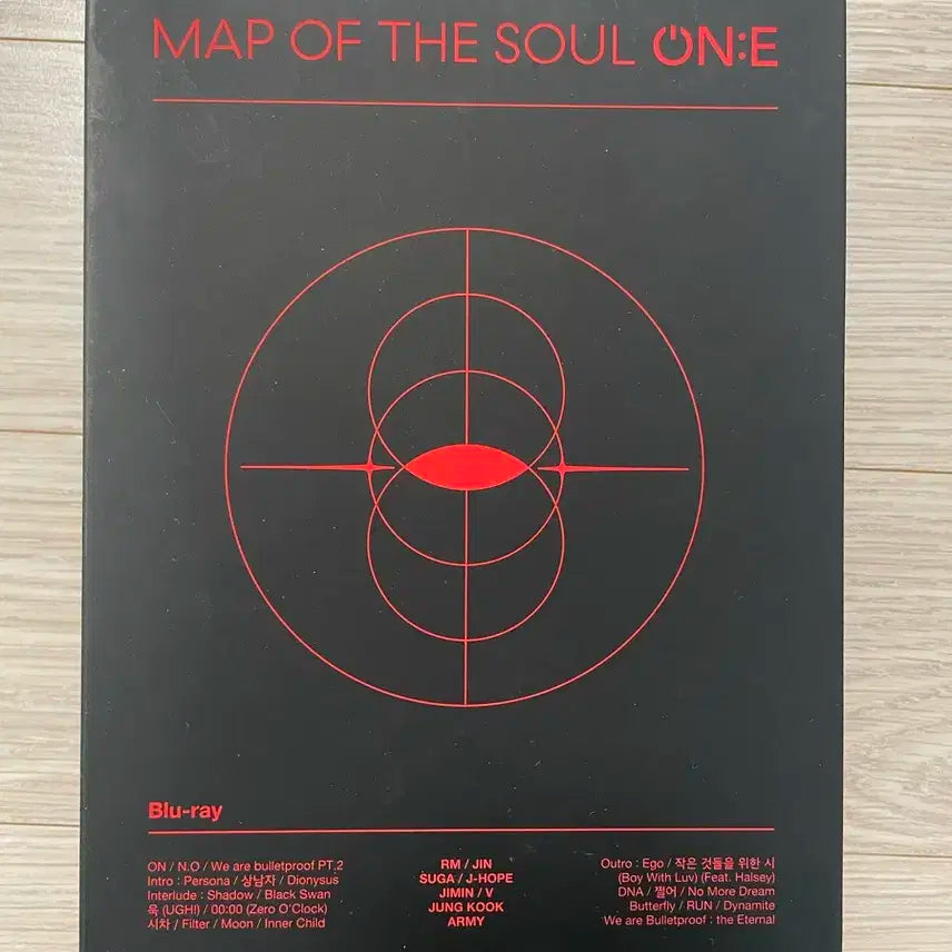 방탄 Map of the soul on:e 블루레이