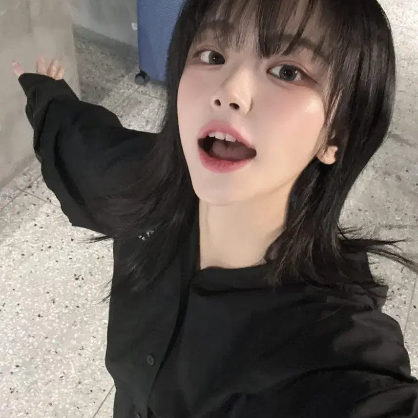 QWER 쵸단 흰수염고래 스밍 사복 싸인 폴라 싸폴 판매합니다