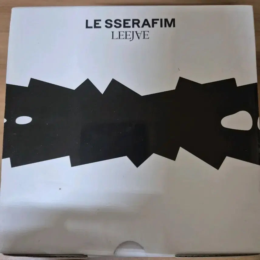 르세라핌 LEEJVE 앨범 사용안함