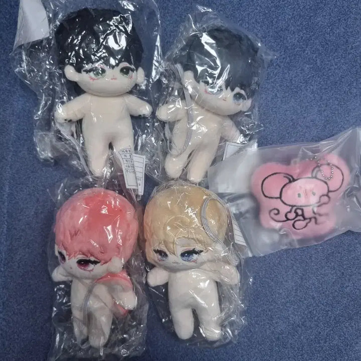 플레이브 인형 예준 노아 밤비 은호 하민 원가 이하