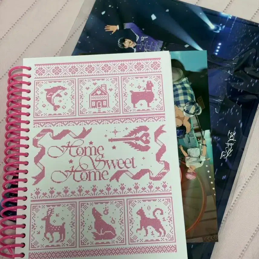 플레이브 2025 시그 다이어리+포스터