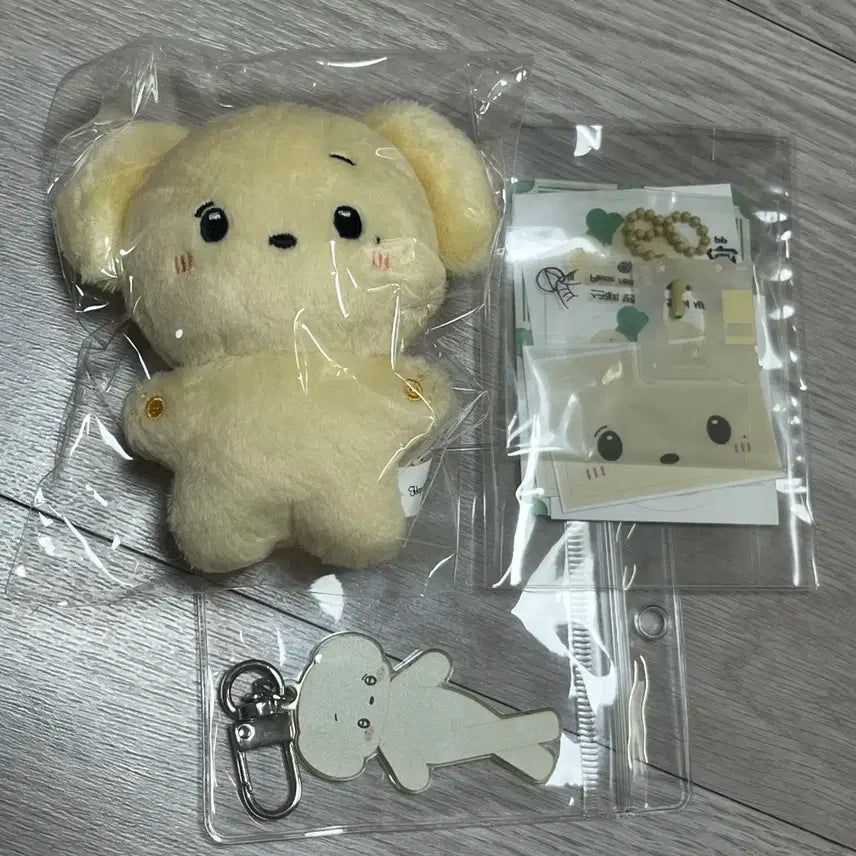 엇띠 온앤오프 와이엇 10cm 비공식 인형