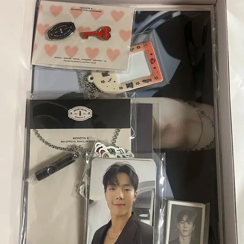 몬스타엑스 몬베베 8기 팬클럽키트 풀세트