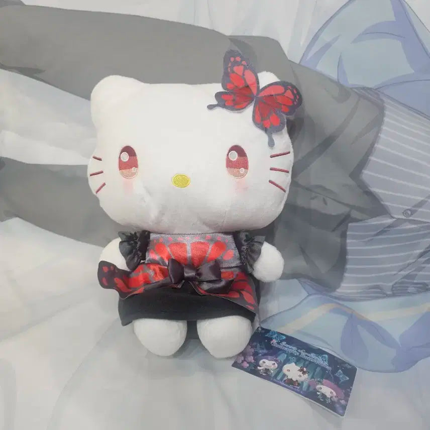 헬로키티 Romantie Butterflies 인형
