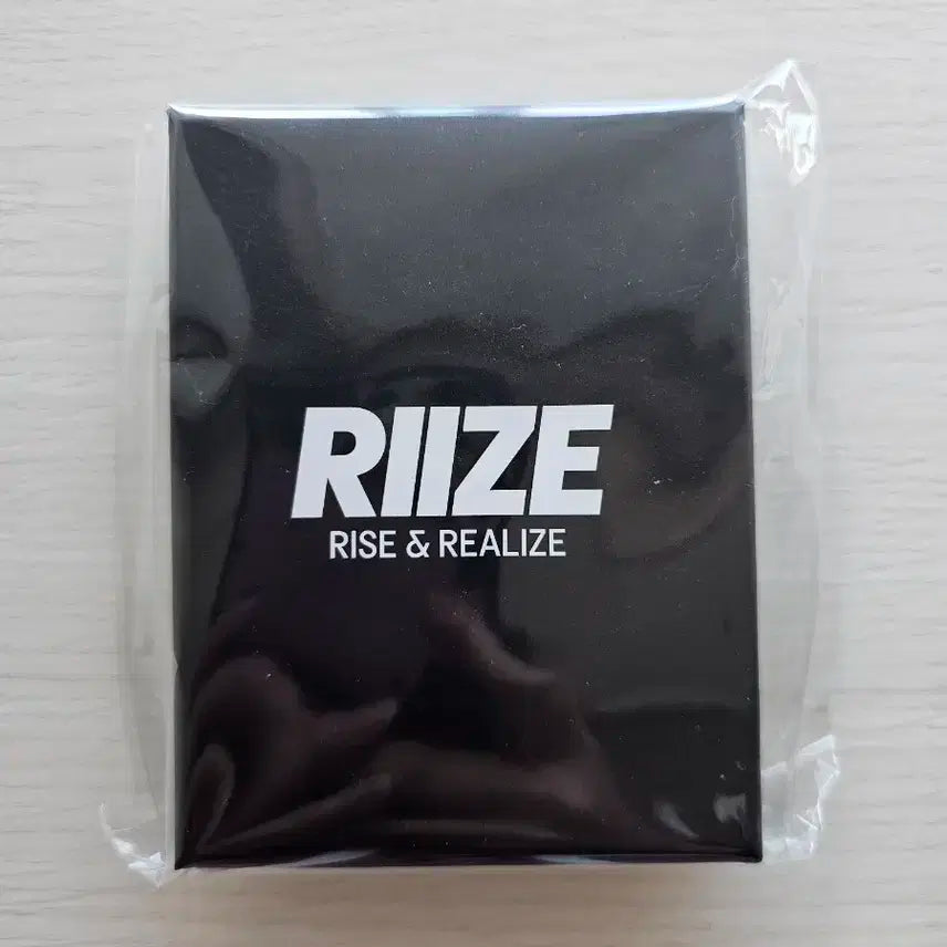 라이즈 원빈 목걸이 + 포카