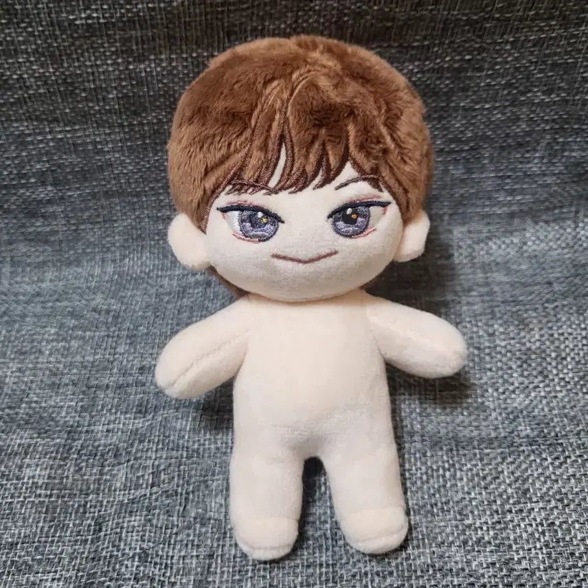 육성재 15cm 인형