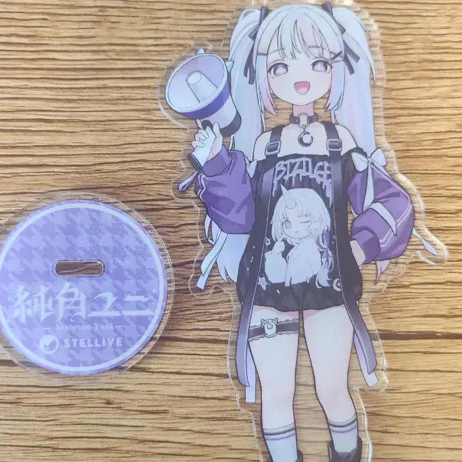 스텔라이브 유니 아크릴 스탠드 팝니다