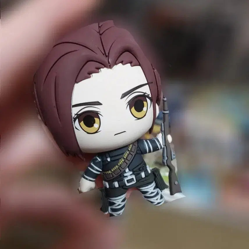 사샤 브라우스 백클립 피규어