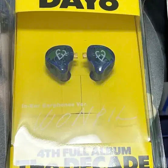 데이식스 원필 인이어반