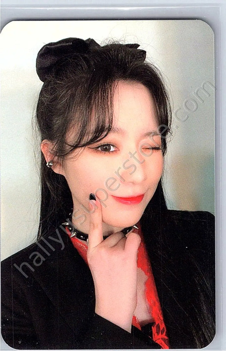 i-dle - Shuhua - 2022 World Tour [Just Me ( )I-DLE] photocard set tour merch