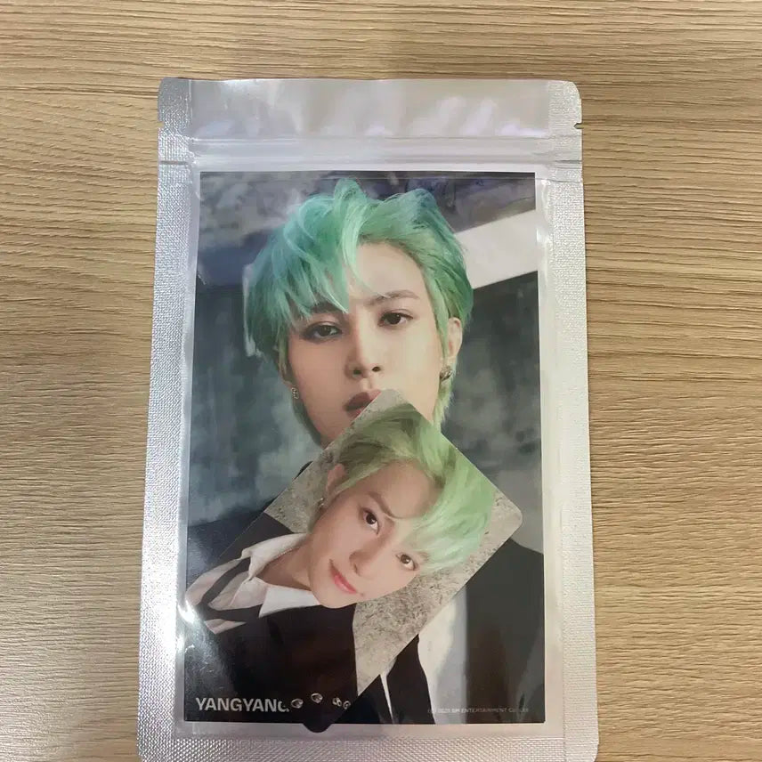 엔시티 양양 유니버스 4X6 포토 포토카드 포카 미개봉