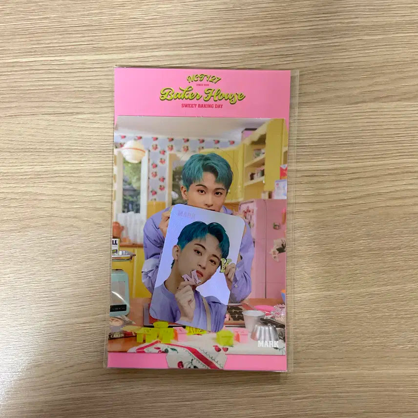 엔시티127 마크 베이커하우스 홀로그램 포토카드 포카 미개봉