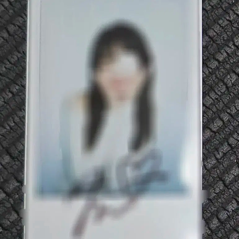 251014 트리플에스 코토네 싸인 폴라로이드