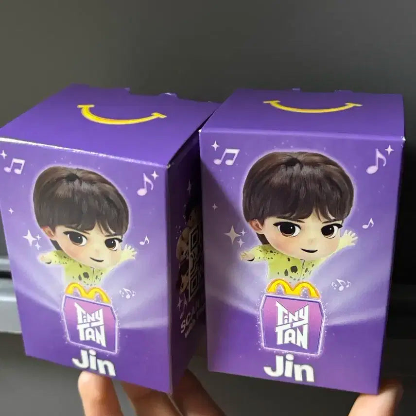 방탄소년단 해피밀 진 피규어