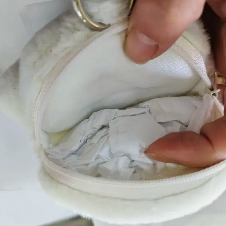 새상품) 투바투 뿔투바 밤긋이 동전 지갑 판매합니다