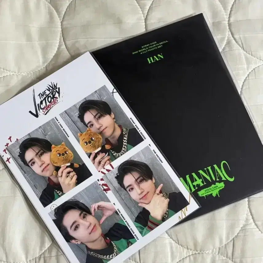 BUNJANG] Stray Kids maniac Hyunjin four-shot photo / 스트레이키즈