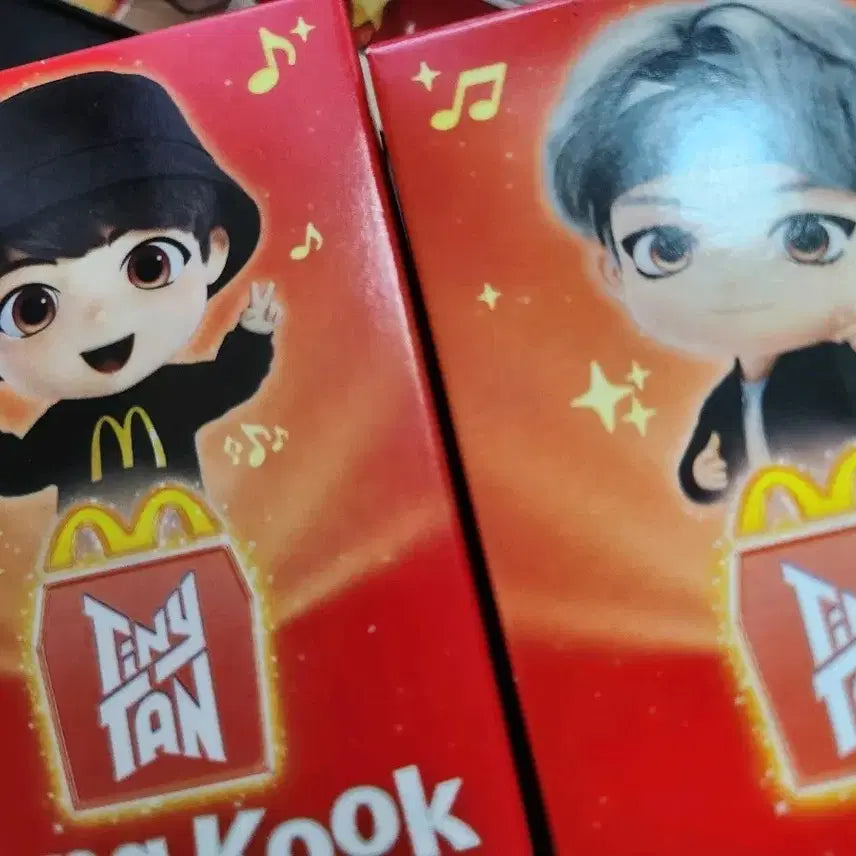 해피밀 BTS 타이니탄 피규어 정국/뷔