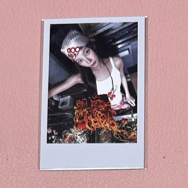 르세라핌 스파게티 알라딘 위버스앨범반 특전 (즈하) 판매