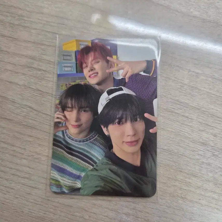 투바투 2025 데코키트 연준 태현 휴닝카이 맏막내즈 포카 유닛 단체