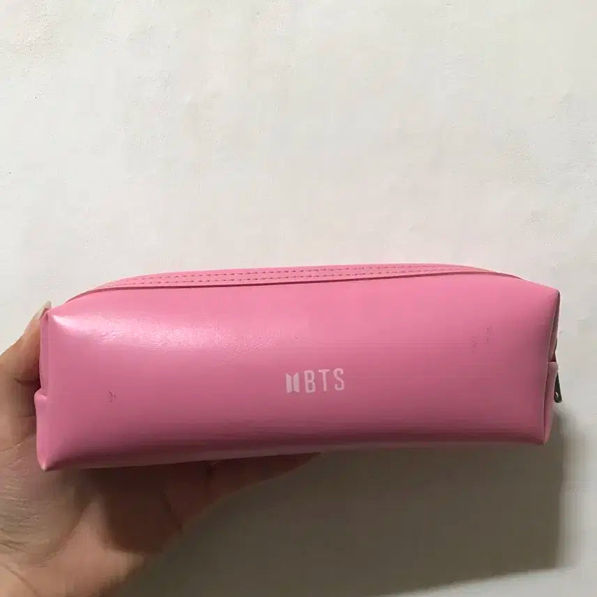 방탄소년단 Love Yourself 비공굿 핑크색 필통