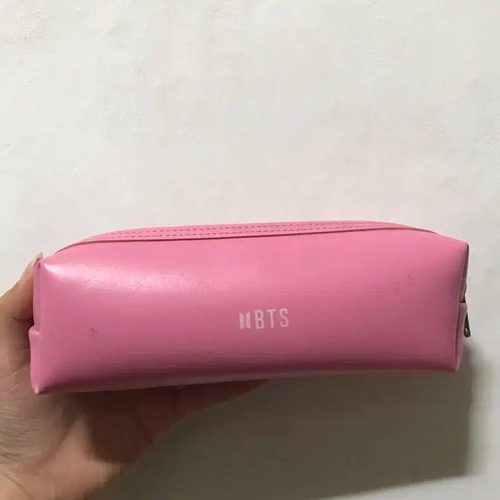 방탄소년단 Love Yourself 비공굿 핑크색 필통