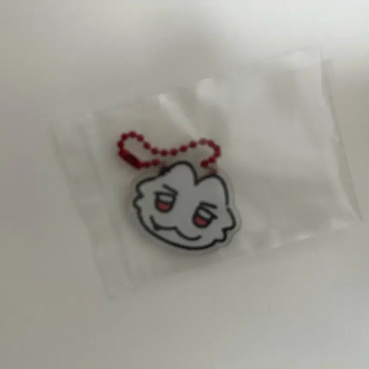 플레이브 은호 암긍개 미개봉 짱레이브 키링 양도