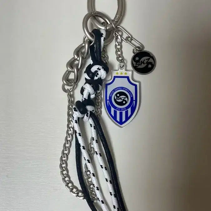 스키즈 스트레이키즈 카르마 세레머니 메탈 키링