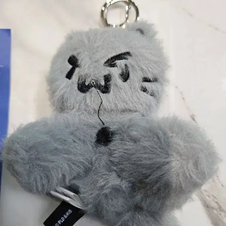 새상품) 투어스 먼지 투냥이 키링 판매합니다