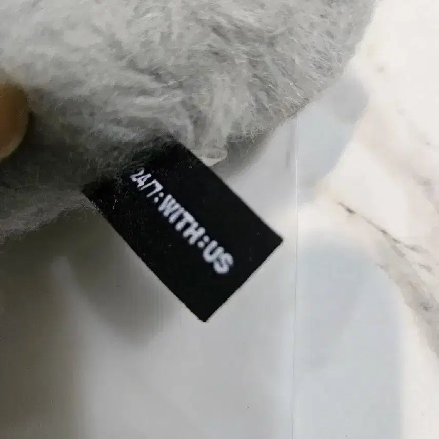 새상품) 투어스 먼지 투냥이 키링 판매합니다