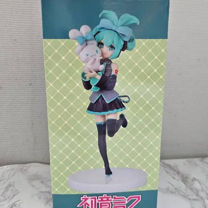 캐릭터 피규어 팔아요