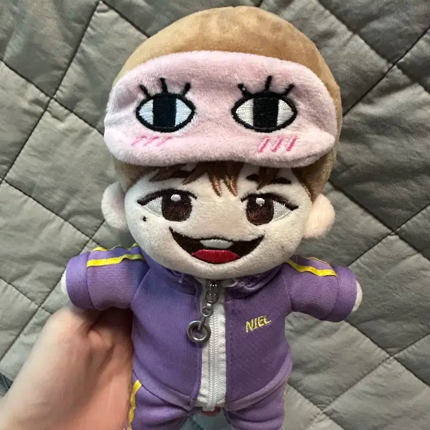 워너원 강다니엘 인형