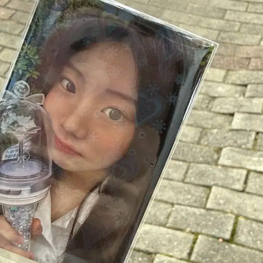 아일릿 글리터데이 콘서트 원희 포카 글릿존 윤아 민주 모카 이로하