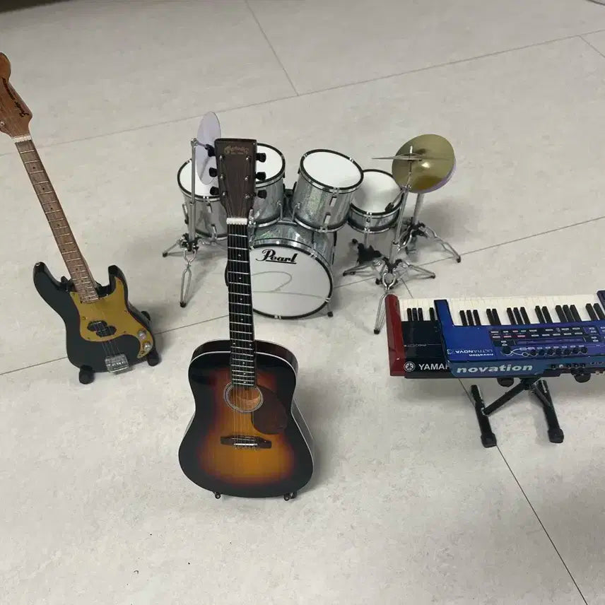 데이식스 미니어처 악기 세트