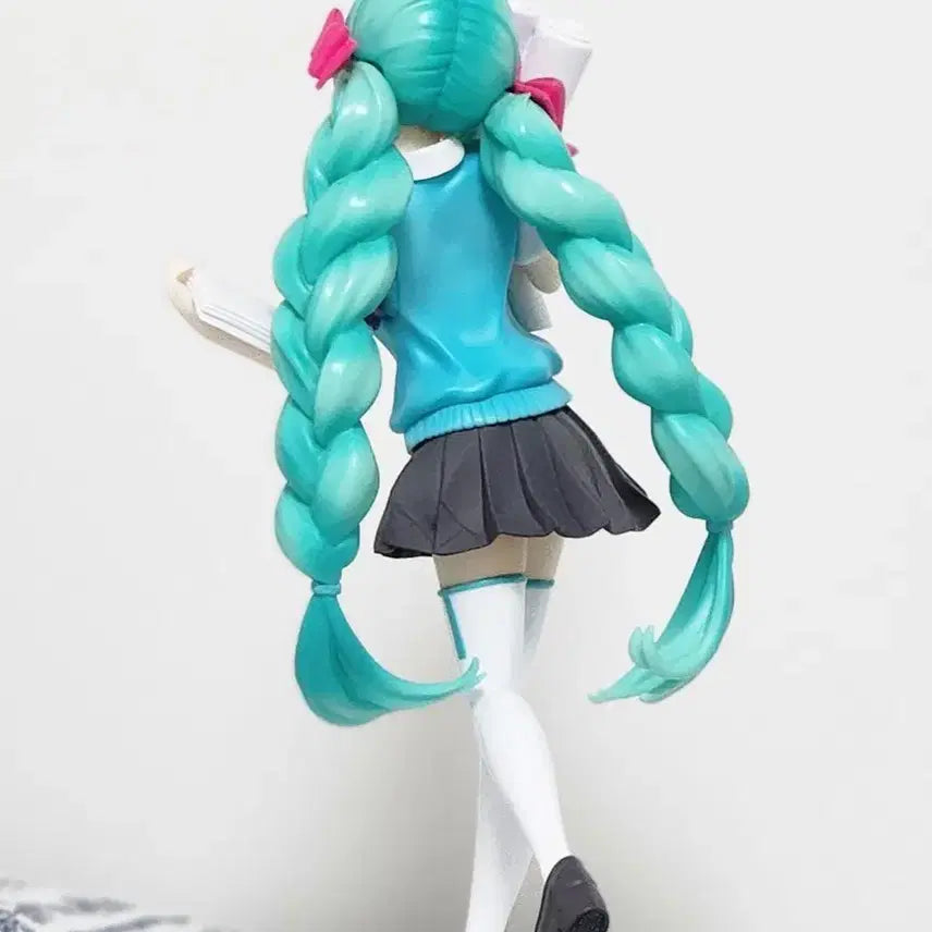 세가 루미나스타 - 하츠네 미쿠 16주년 부타 안경 피규어