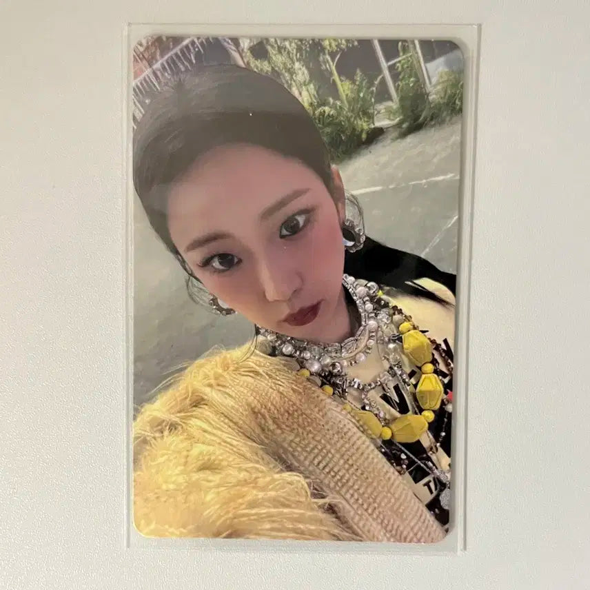 베이비몬스터 루카 we go up 헬로82 포카