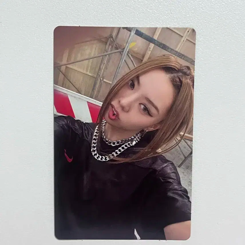 올데이프로젝트 베일리 데뷔 싱글 FAMOUS CARTOON ver