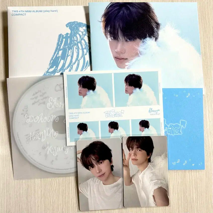 투어스 play hard 컴팩트반 신유 포카 풀세트 오버드라이브앨범양도