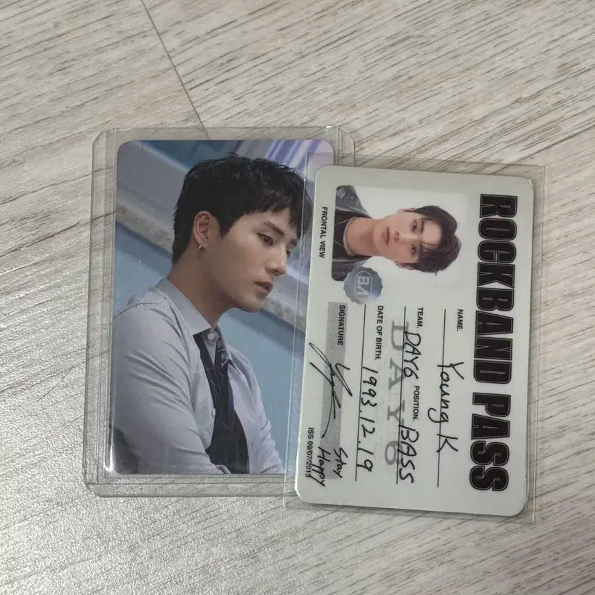 데이식스 영케이 에데식 11월 교복 포카 + 락밴드 패스 덤