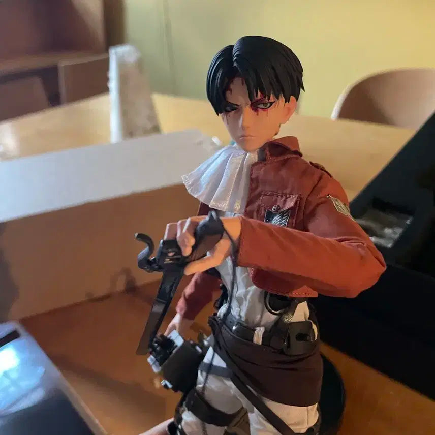 Yibo 디럭스 리바이 액션 피규어 개봉양품