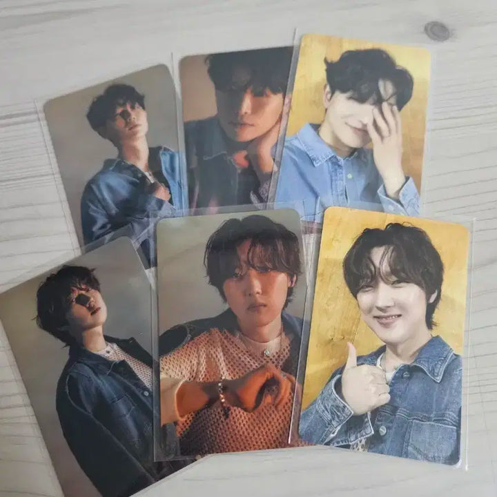 포레스텔라 더라이트 포토카드세트